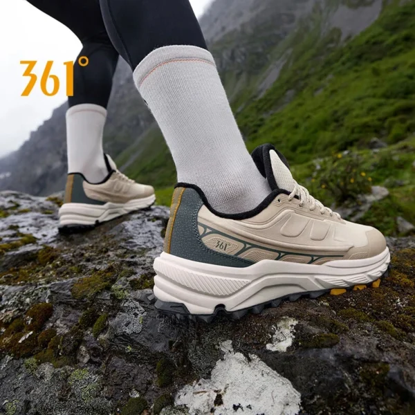 Non Slip Shoes For Men Mesh Running Sneakers Warm Comfortable