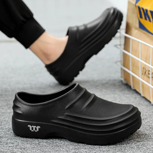 Non Slip Kitchen Shoes Oil-proof Sandals - Image 4