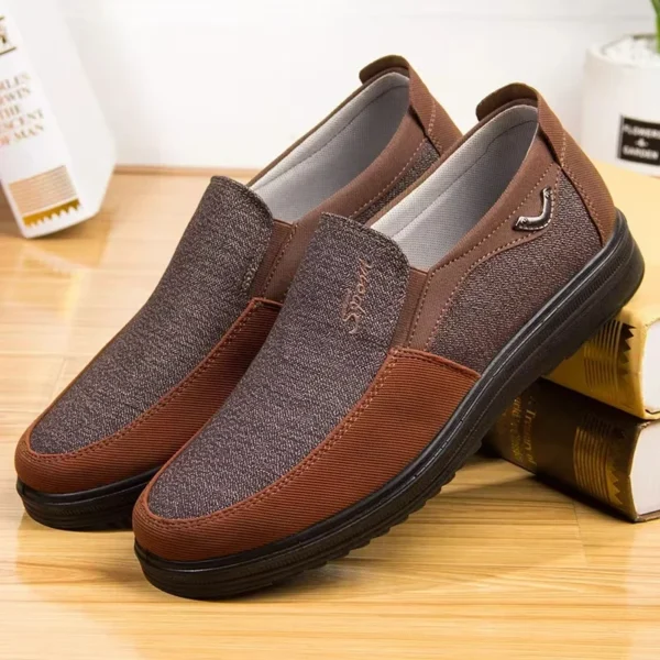 Classic Non Slip Shoes for Men - Image 2