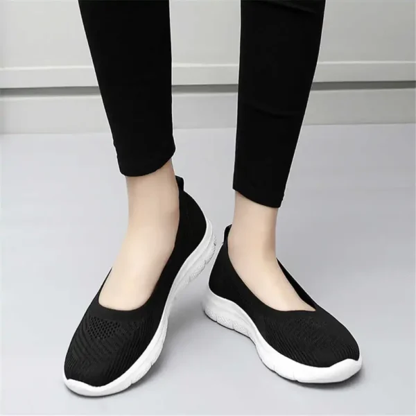 Non Slip Shoes For Old People: Lightweight Walking Sneakers For Women - Image 2